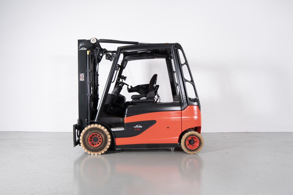 Empilhador_Linde_E25L-01_PAPS&DAPS