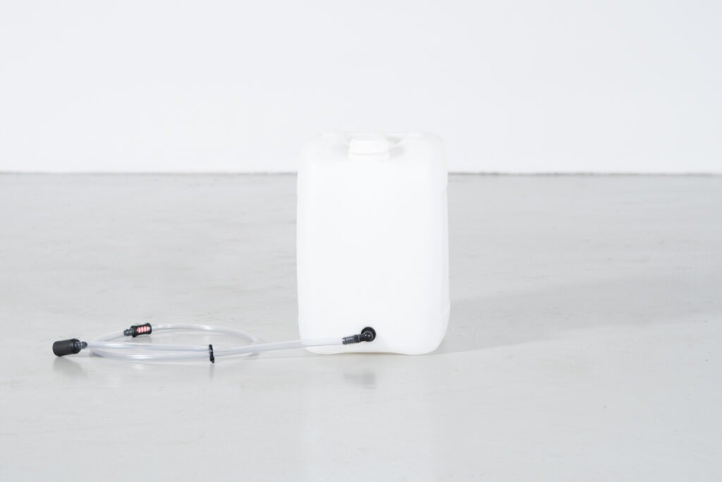 Bidão de enchimento de água destilada para baterias de ácido chumbo