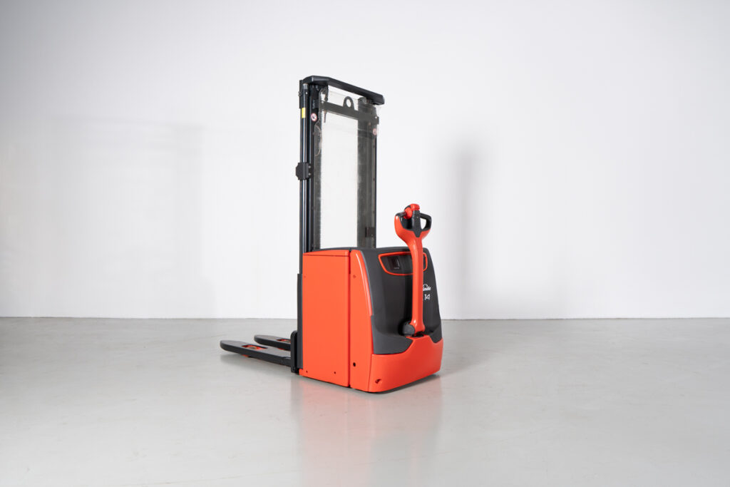 Stacker_Linde_L14_PAPS&DAPS