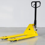 Porta-paletes novo manual 2500 kg