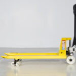 Porta-paletes novo manual 2500 kg