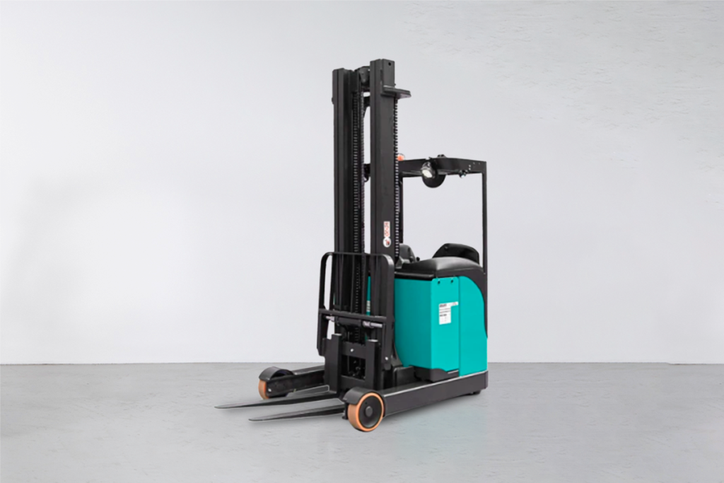 Retrátil elétrico novo Baoli KBR14 em armazém logístico