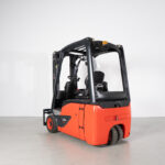 Empilhador Elétrico Usado Linde E16-02 com capacidade de 1600kg