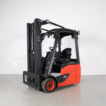 Empilhador Elétrico Usado Linde E16C-02 com capacidade de 1600kg