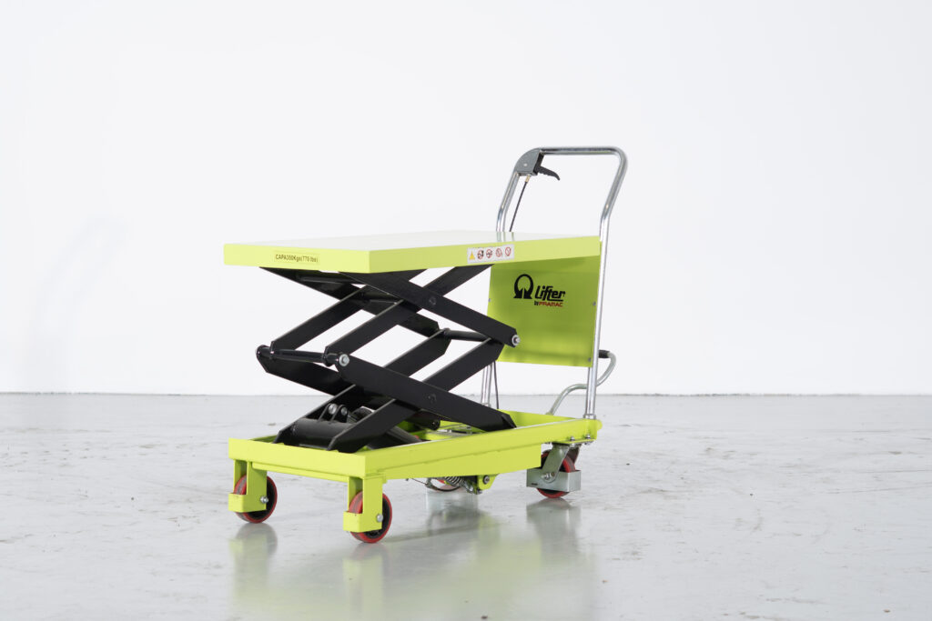 Mesa elevatória manual LT35D de 350 kg com plataforma elevatória em tesoura.