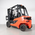 Empilhador a Diesel Usado Linde H25D-01/600 com capacidade de 5000kg