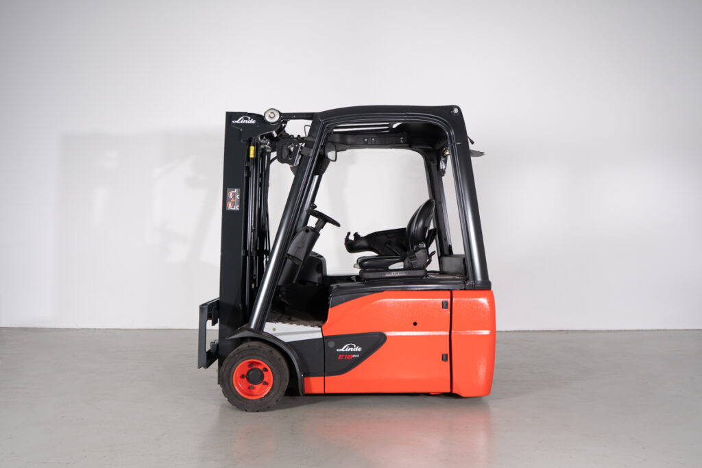 Empilhador Elétrico Usado Linde E18-02 com capacidade de 1800kg