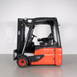 Empilhador Elétrico Usado Linde E18-02 com capacidade de 1800kg