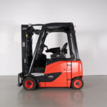 Empilhador Elétrico Usado Linde E20PH-02 com capacidade de 2000kg