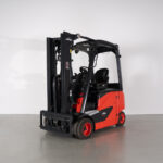 Empilhador Elétrico Usado Linde E20PH-02 com capacidade de 2000kg
