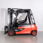 Empilhador Elétrico Usado E35L-01 com capacidade de 3500 kg