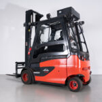 Empilhador Elétrico Usado E35HL-01 com capacidade de 3500 kg